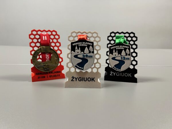Personalizuotas Medalio Laikiklis - Image 7