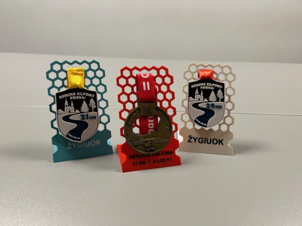 Personalizuotas Medalio Laikiklis - Image 2